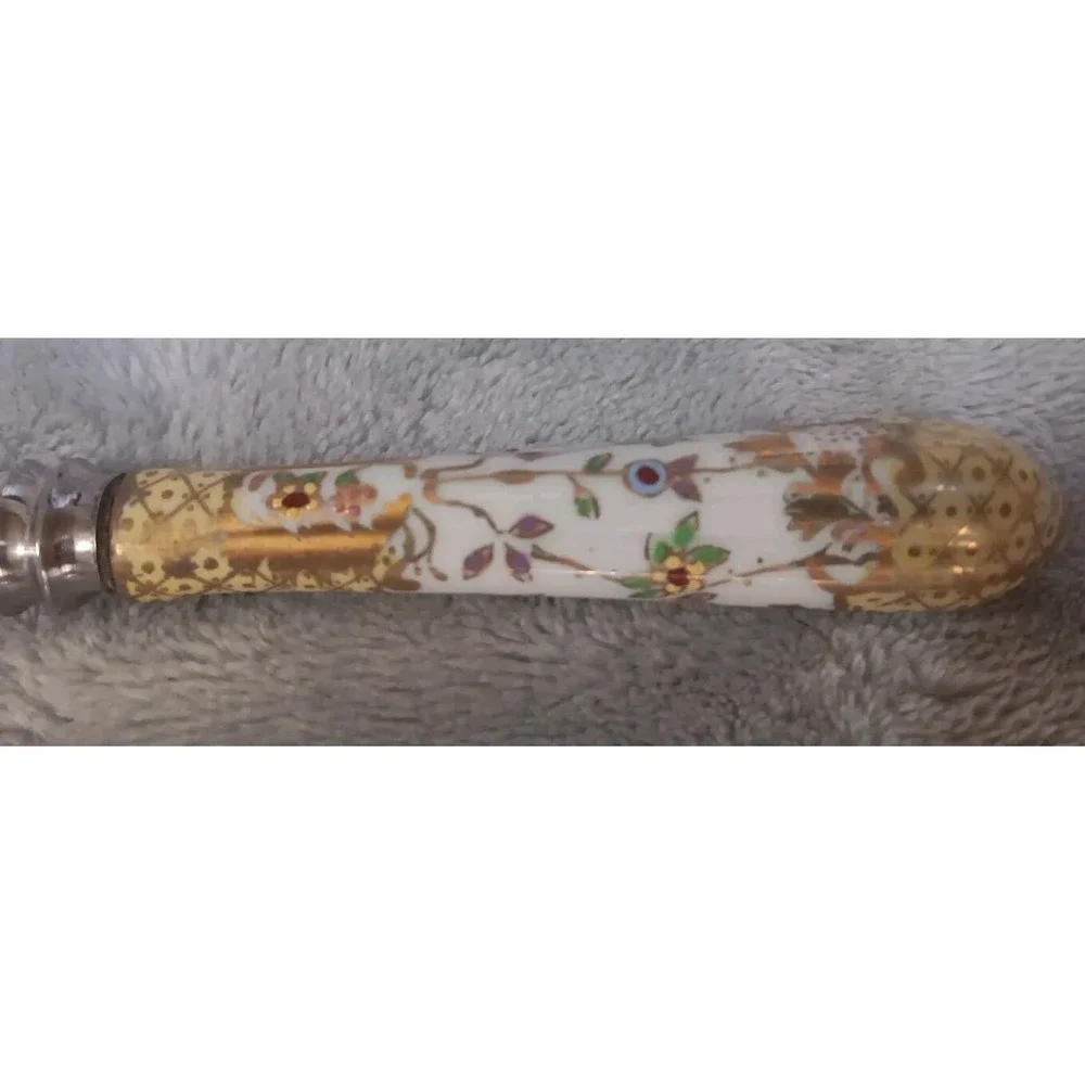 A.E. Lewis & Co Floraine Sheffield England Decorative Cheese Knife Ornate Floral